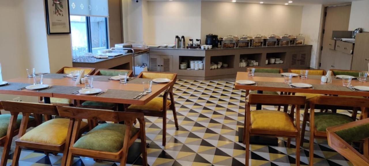 Spree Hotel Kriday 데라둔 외부 사진
