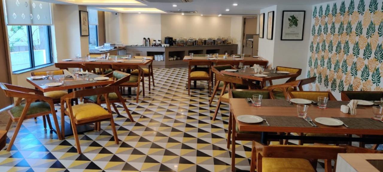 Spree Hotel Kriday 데라둔 외부 사진