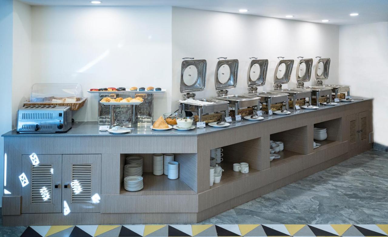 Spree Hotel Kriday 데라둔 외부 사진