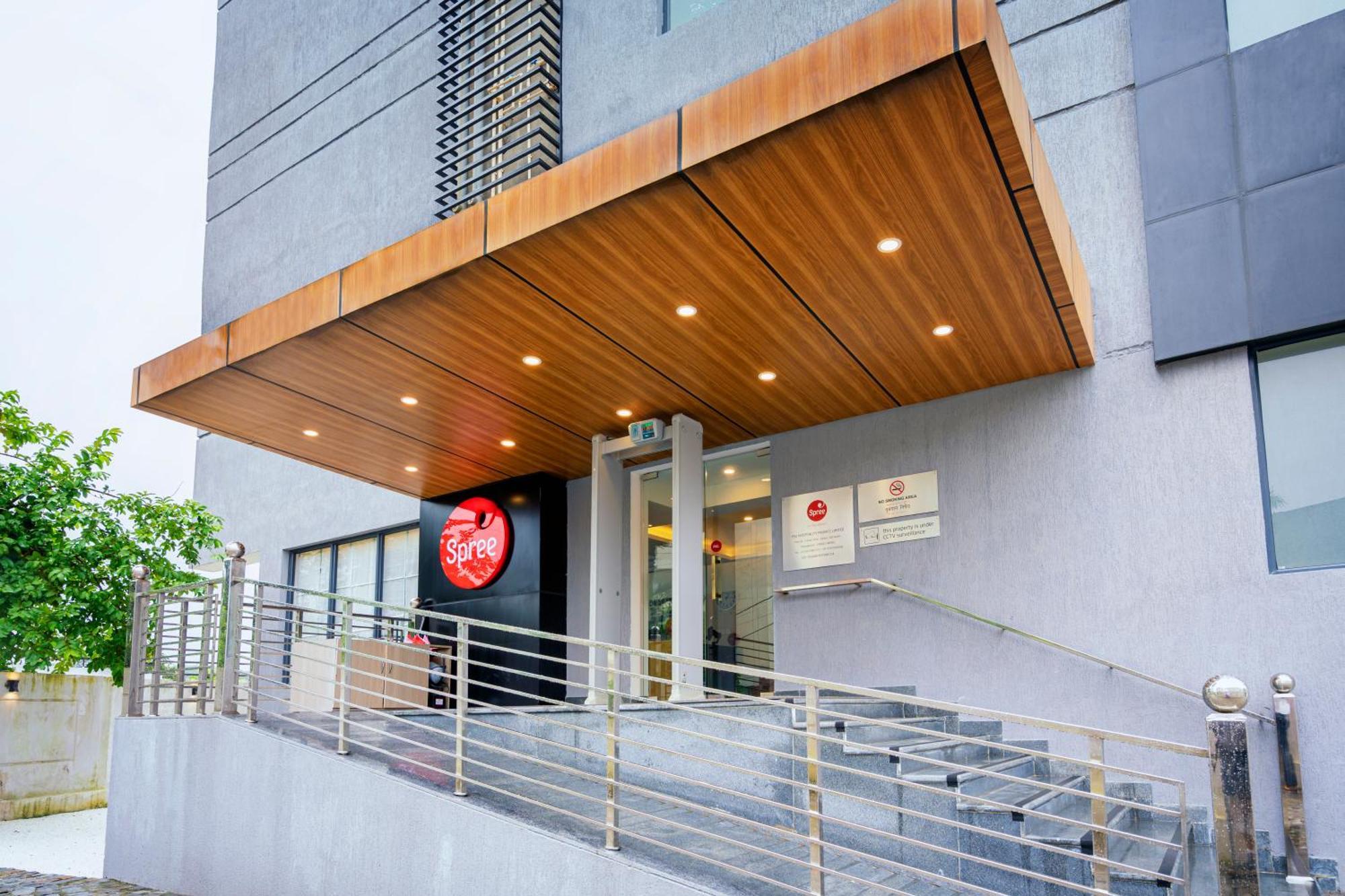 Spree Hotel Kriday 데라둔 외부 사진
